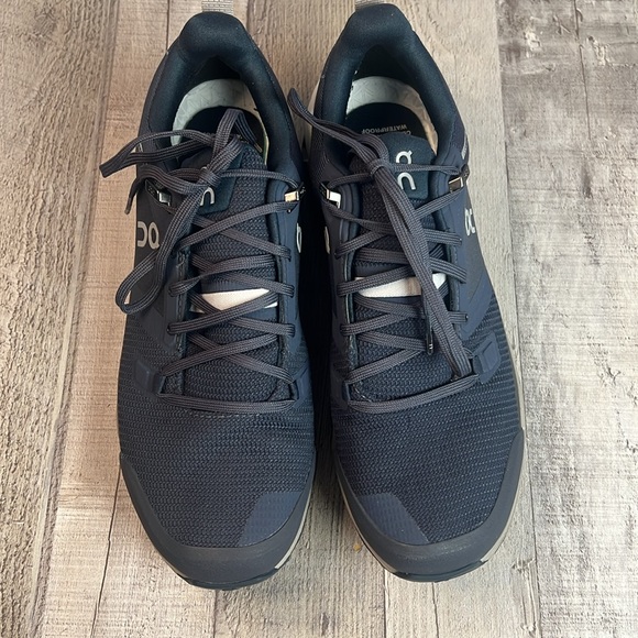 On Cloud Cloudwander Waterproof Hiking Shoe - Picture 5 of 9